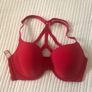 Victoria’s Secret 34D Bra